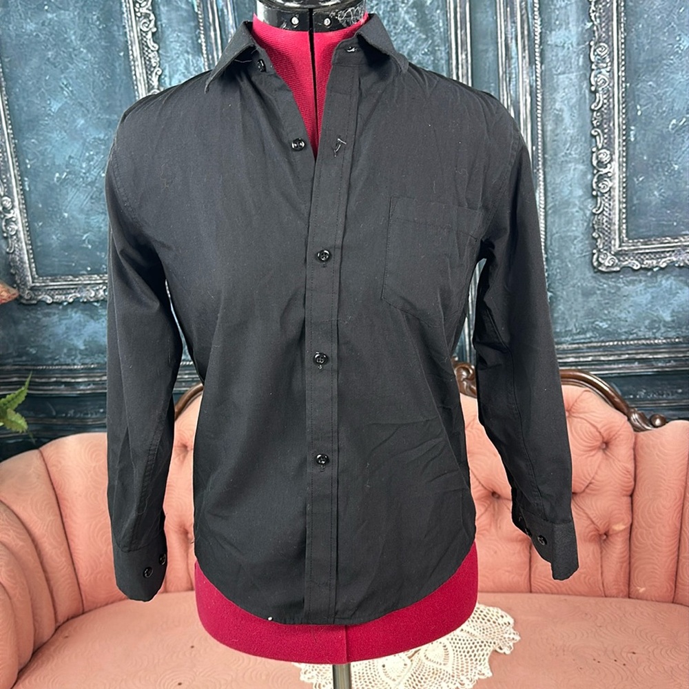 Boys black dress shirt m 10-12